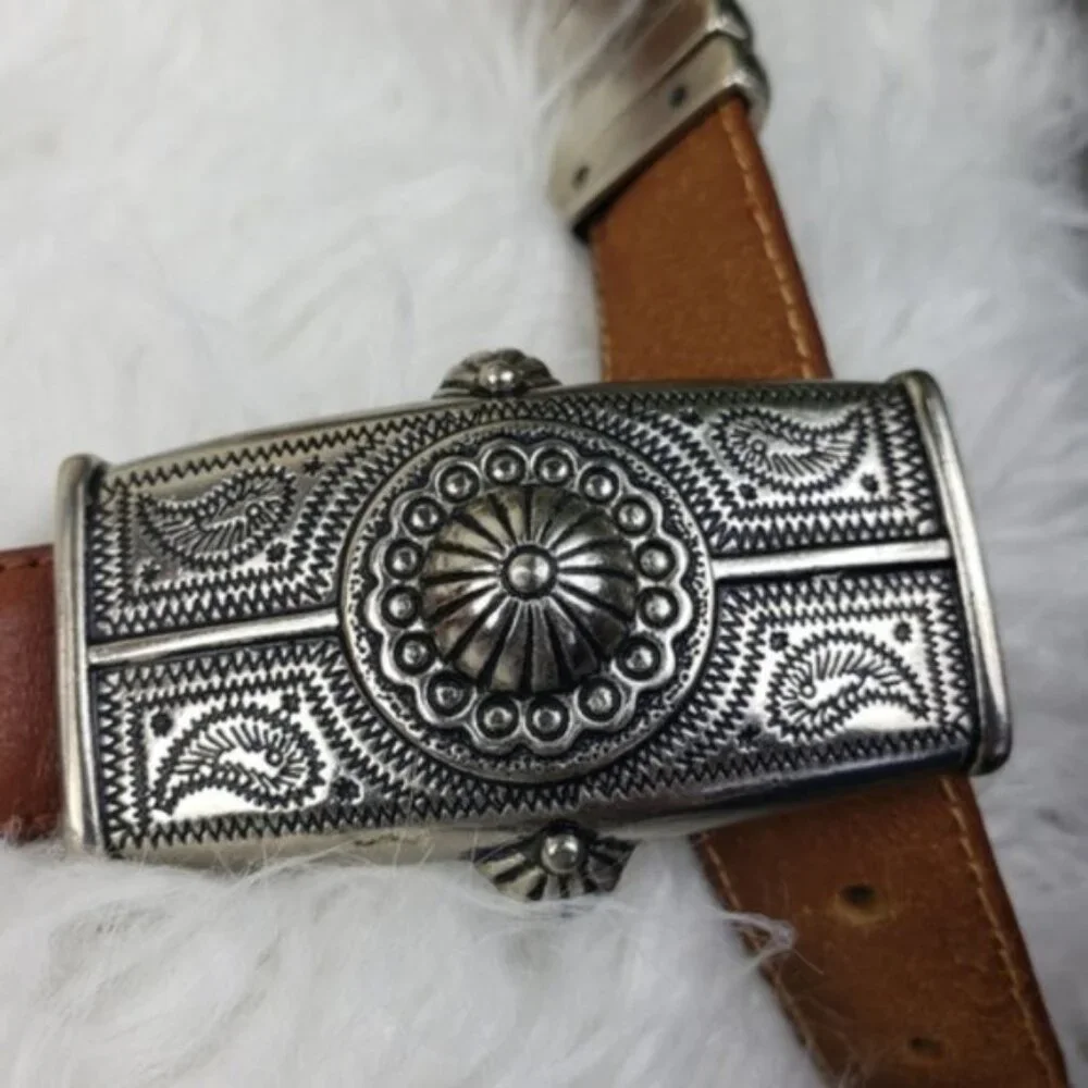 Vintage Brown Leather Belt with Ornate Silver Buckle - Picture 3 of 10